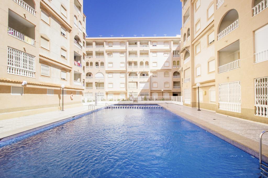 Apartamento Felix De La Fuente Торевьиа Экстерьер фото